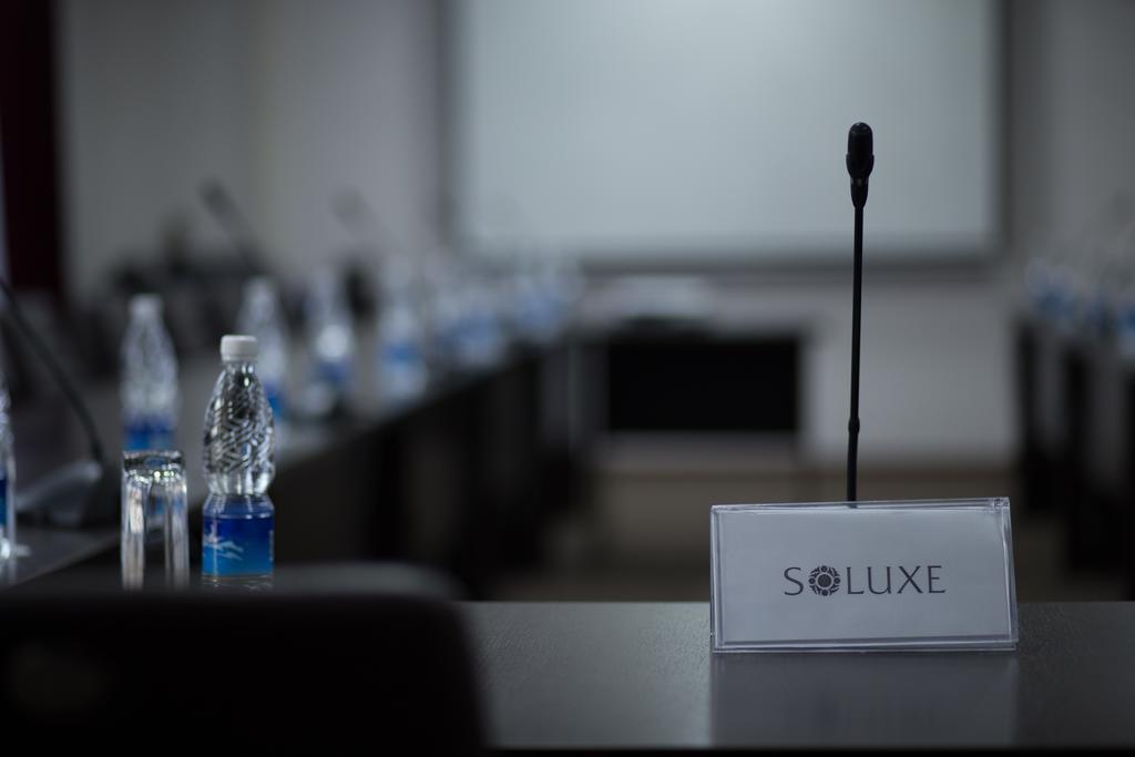 Soluxe Hotel Bishkek Exterior foto