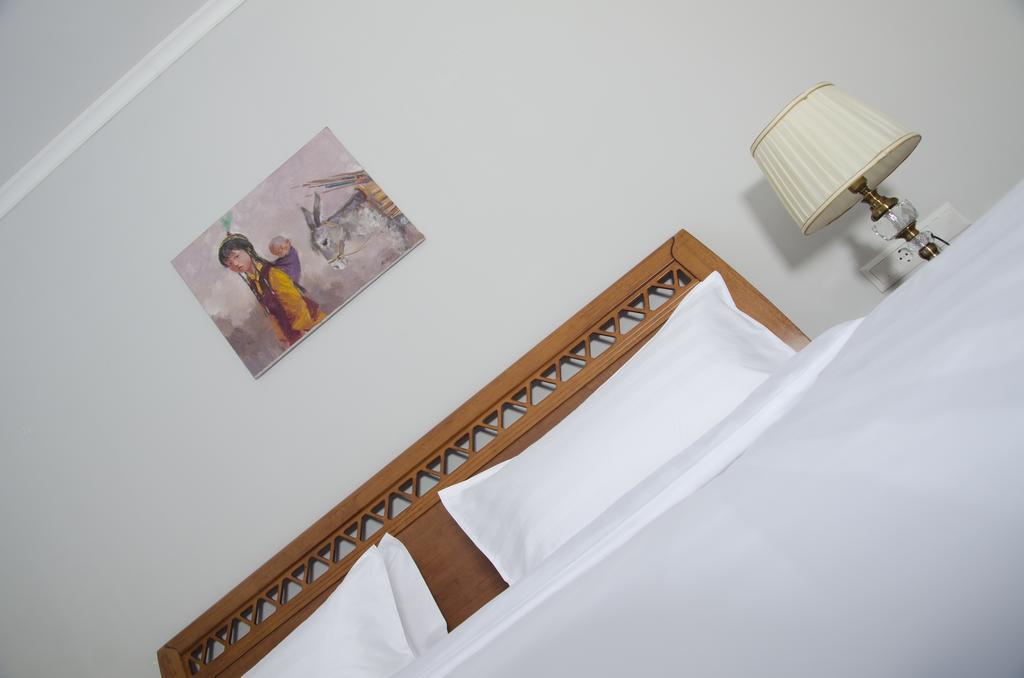 Soluxe Hotel Bishkek Exterior foto